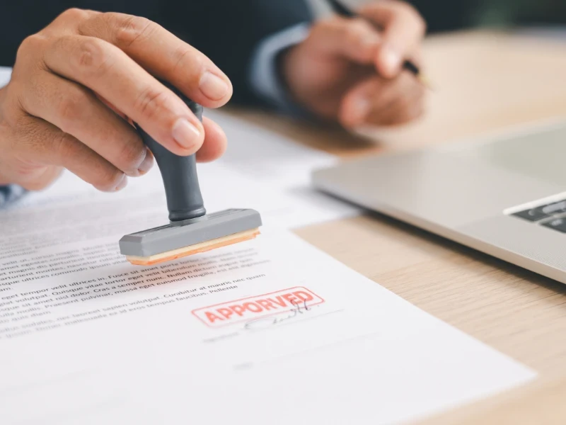 تقاير ودعم للامتثال من برنامج إدارة الحسابات